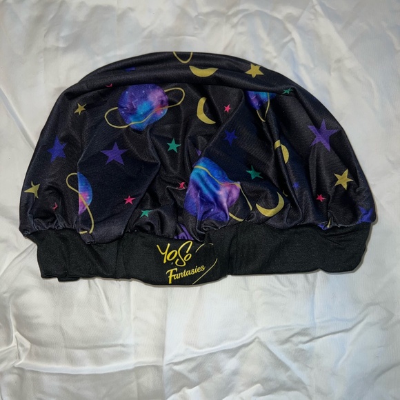 NEW Colorful Black Star and Moon Pajama Set - Picture 9 of 10